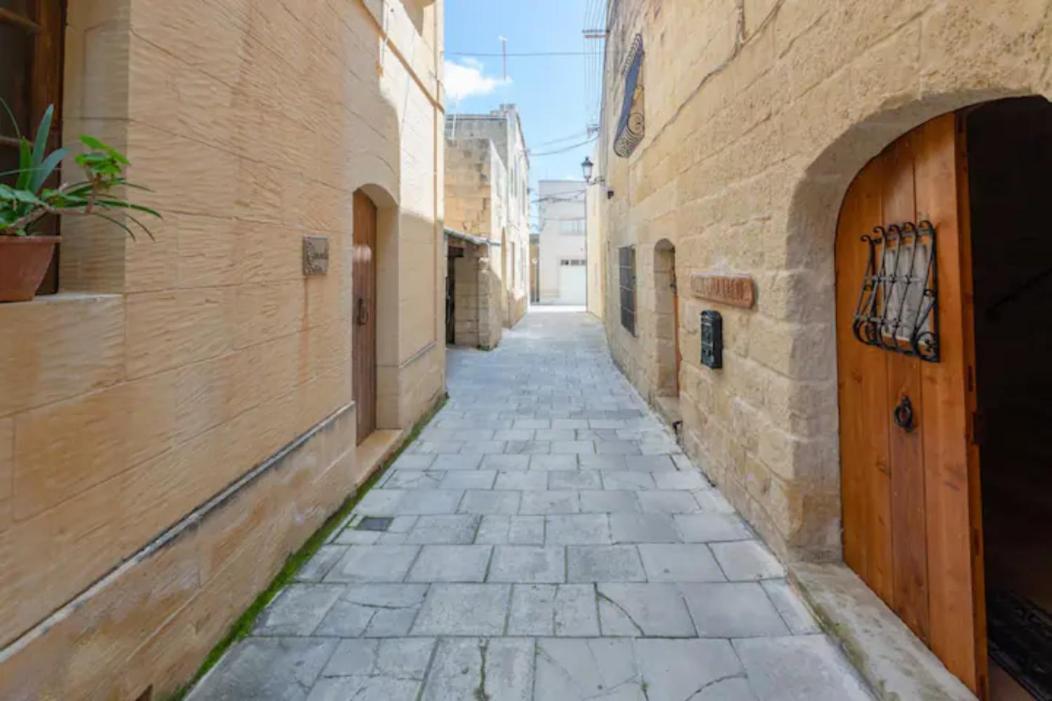 Ta' Frenc Farmhouse Gharb  Exterior photo